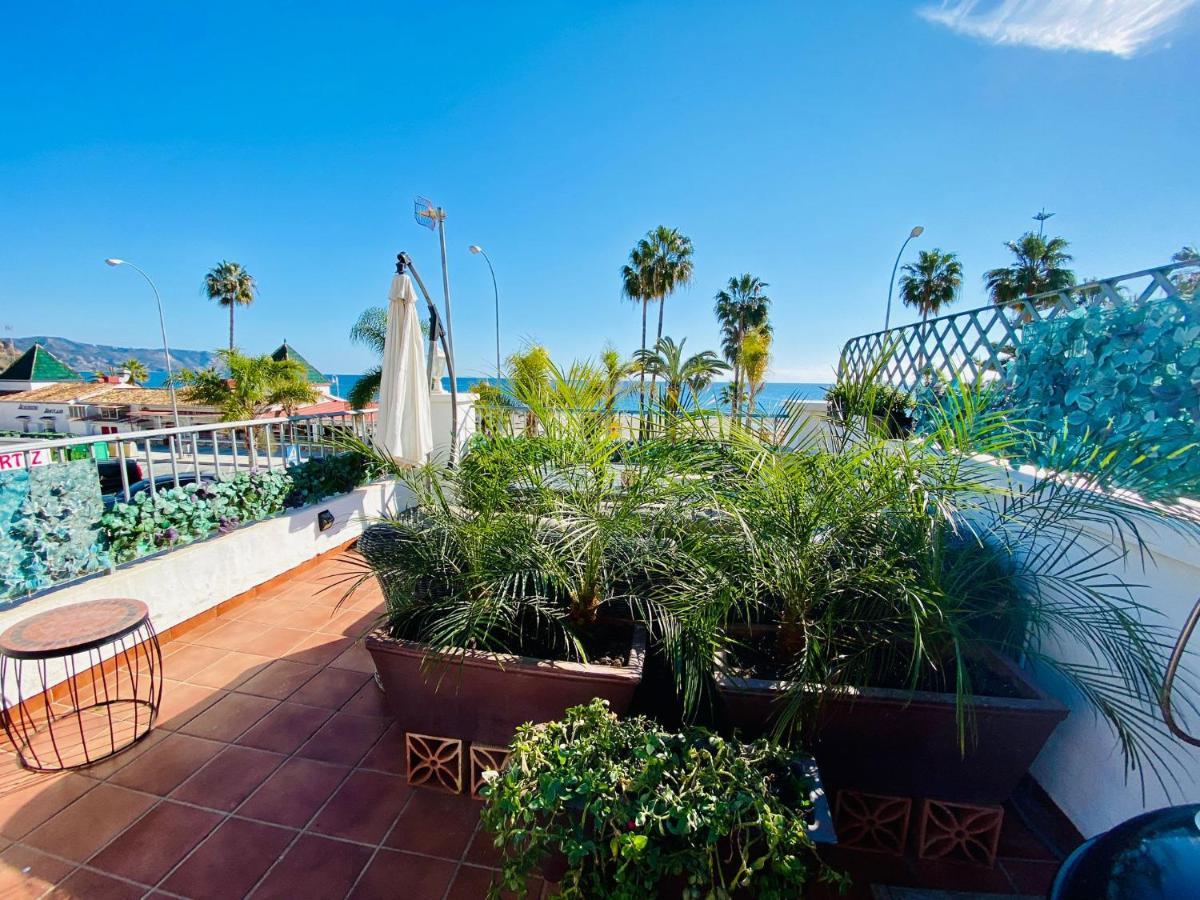 Apartamento En Primera Linea De Playa 内尔哈 外观 照片