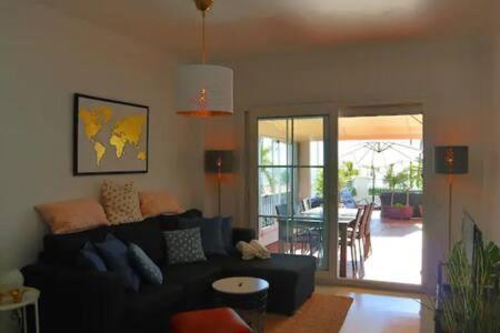 Apartamento En Primera Linea De Playa 内尔哈 外观 照片