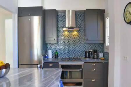 Apartamento En Primera Linea De Playa 内尔哈 外观 照片