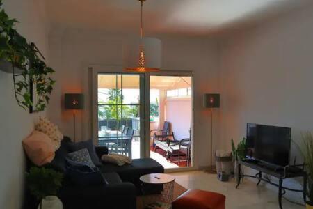 Apartamento En Primera Linea De Playa 内尔哈 外观 照片