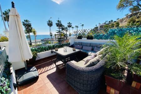 Apartamento En Primera Linea De Playa 内尔哈 外观 照片